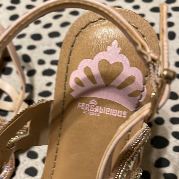 Sandals! - Picture 3 of 5